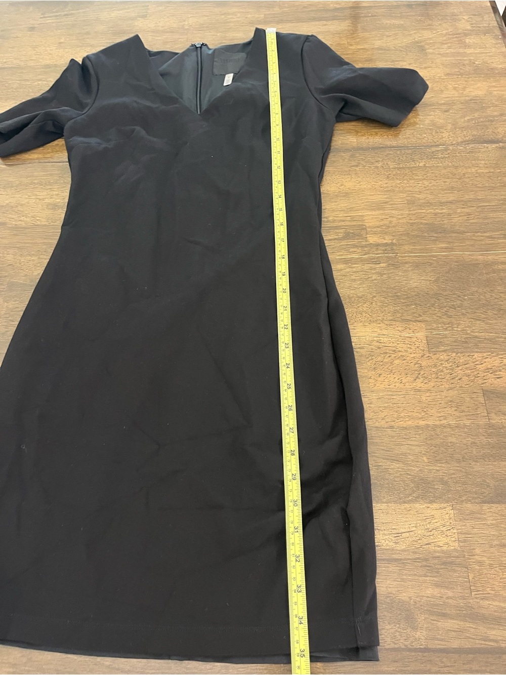 White House Black Market Black V-Neck Sheath Dress Fitted Short Sleeves Size 8 - Picture 9 of 10